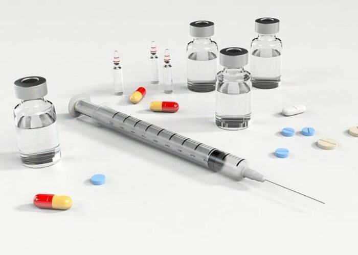 syringe-1884784_640