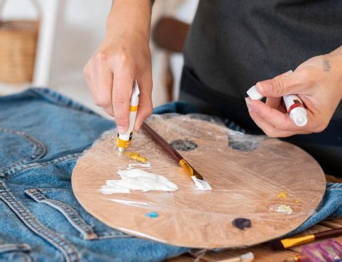 L’atelier d’art-thérapie : quand la création devient un espace psychique